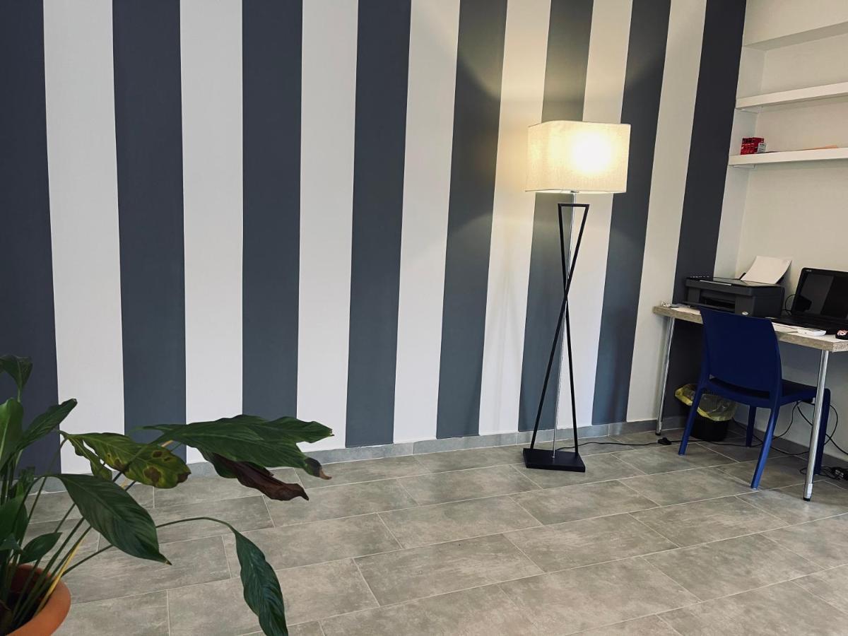 B&B Antichi Cortili Termini Imerese Ngoại thất bức ảnh